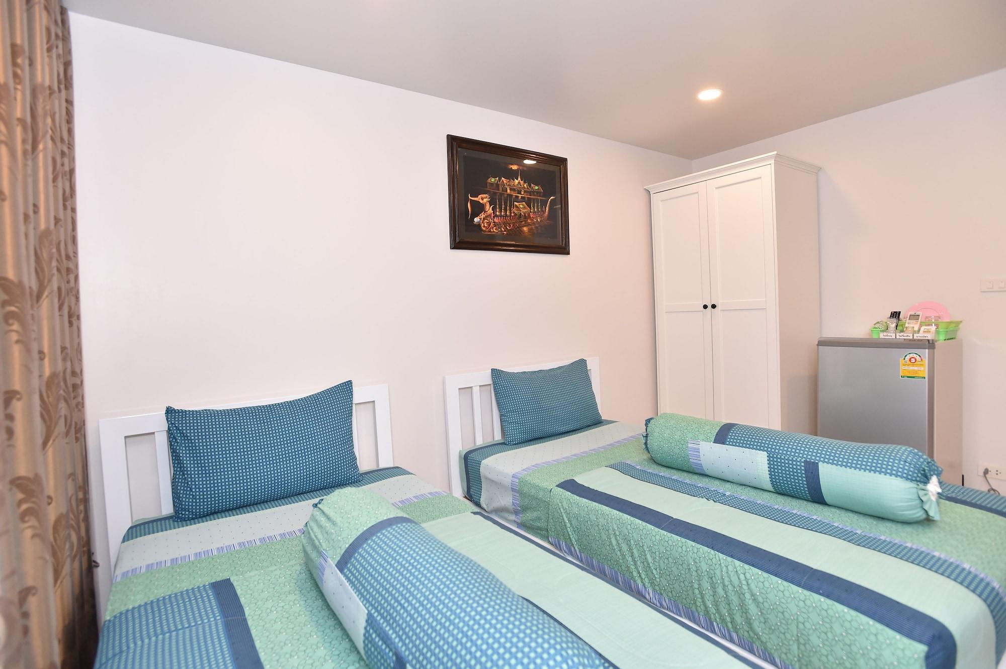 Parvena Hotel Bangkok Bagian luar foto